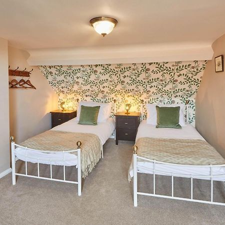 Host & Stay - Adventure House Whitby Dış mekan fotoğraf